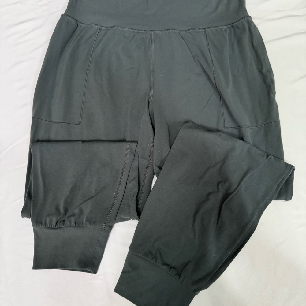 Athleta Charcoal Jogger Pants